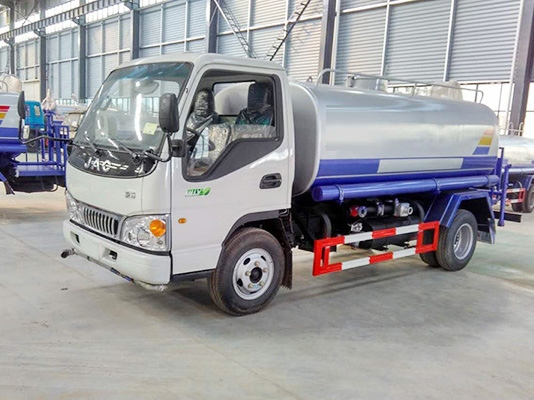 怎樣排除灑水車柴油機過早、過遲的噴油現象？